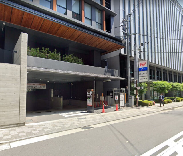 京都経済センター駐車場